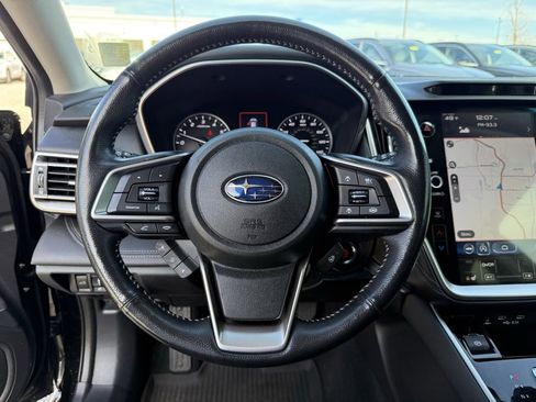 Used 2022 Subaru Outback Limited image 11