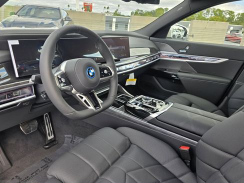 New 2026 BMW i7 eDrive50 w/ M Sport Package image 16