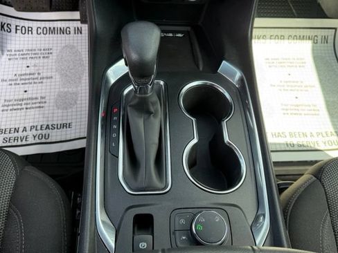Used 2023 Chevrolet Traverse LT w/ LPO, Floor Liner Package AWD/4WD image 28