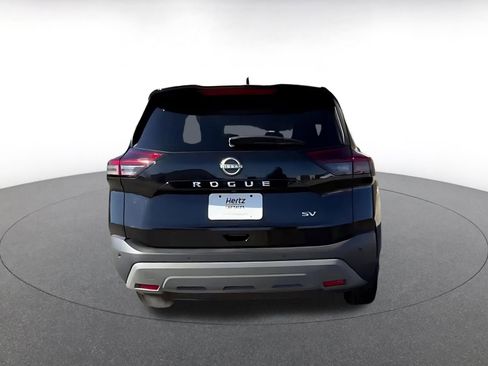 Used 2023 Nissan Rogue SV image 12