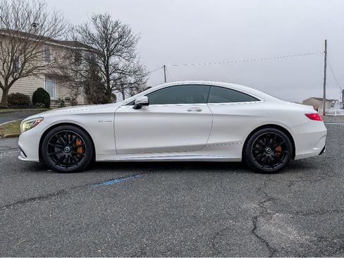 Used 2017 Mercedes-Benz S 63 AMG 4MATIC Coupe w/ Driver Assistance Package image 9