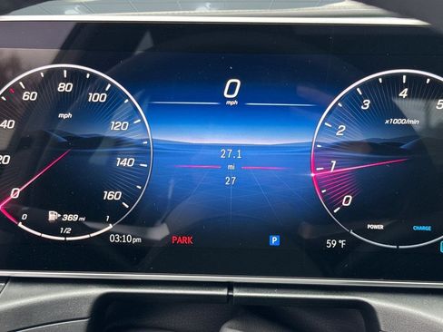 New 2025 Mercedes-Benz C 300 4MATIC Sedan image 16