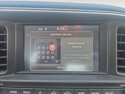 Used 2020 Hyundai Elantra SEL FWD image 23