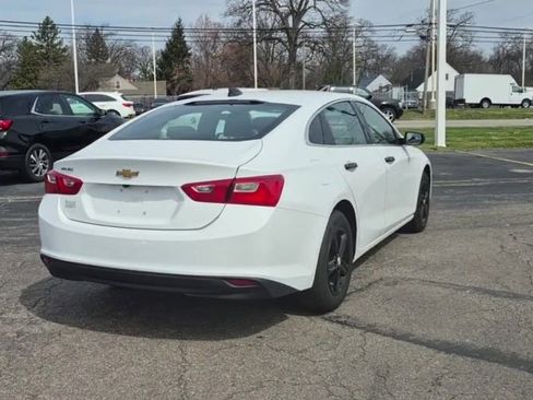 Used 2023 Chevrolet Malibu LS image 8