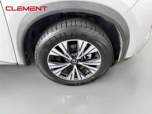 Used 2021 Nissan Rogue SV FWD image 36