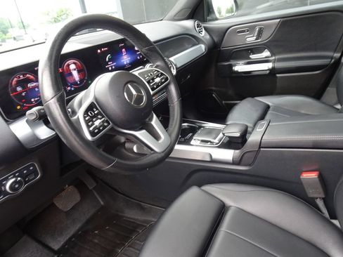 Used 2020 Mercedes-Benz GLB 250 4MATIC image 13