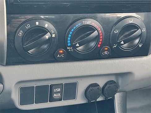 Used 2013 Toyota Tacoma PreRunner image 27