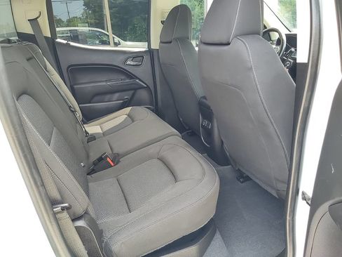 Used 2019 Chevrolet Colorado LT AWD/4WD image 16