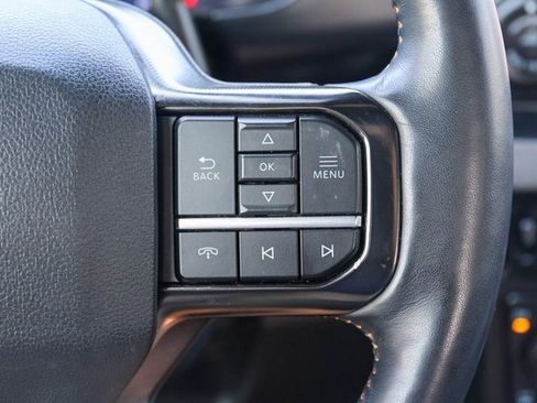 Used 2024 Ford F250 Platinum w/ FX4 Off-Road Package image 38