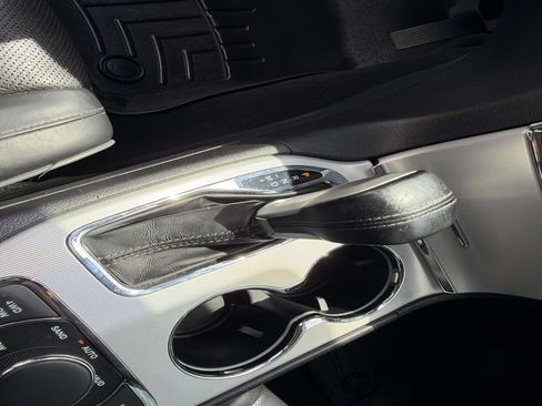 Used 2020 Jeep Grand Cherokee Summit AWD/4WD image 31