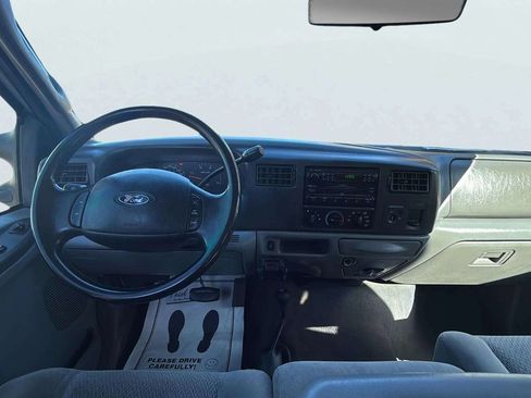 Used 2004 Ford F250 4x4 SuperCab Super Duty image 11