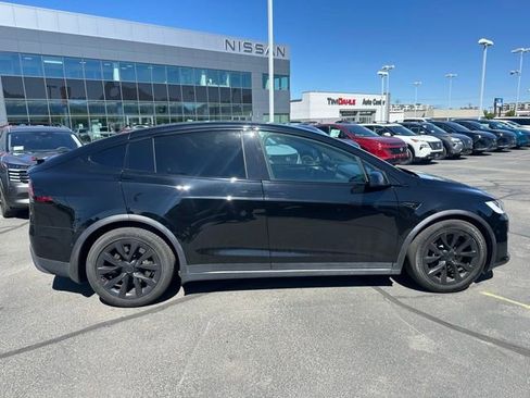 Used 2022 Tesla Model X Plaid AWD/4WD image 10
