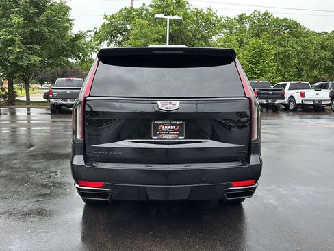 Used 2024 Cadillac Escalade Sport w/ LPO, ONYX Package AWD/4WD image 14