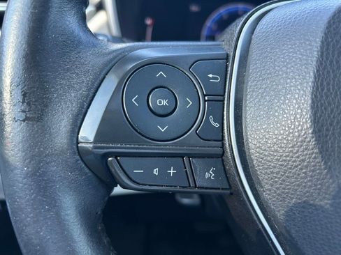 Used 2023 Toyota Corolla Cross XLE w/ Convenience Package image 20