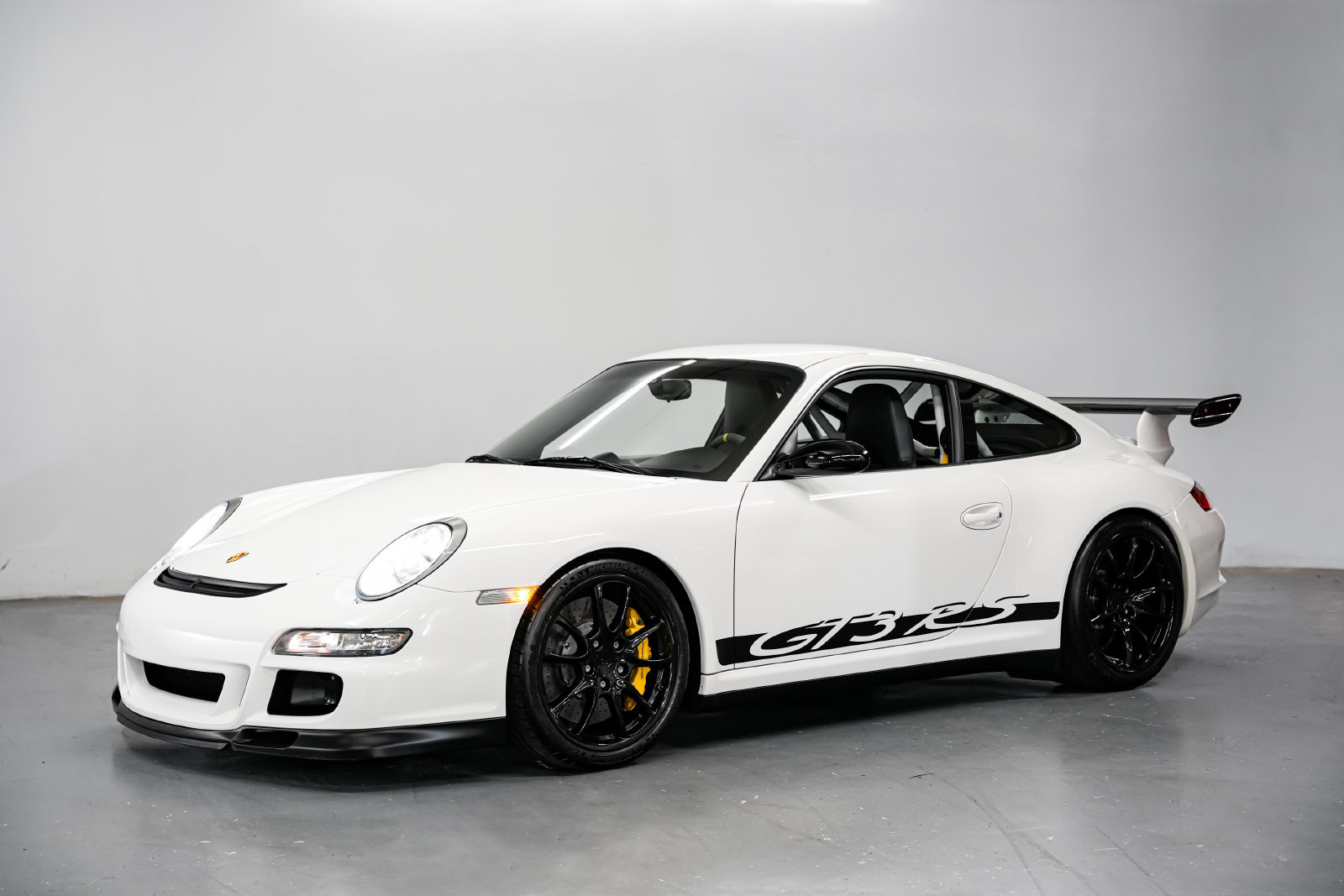 Used 2007 Porsche 911 GT3 RS RWD image 6