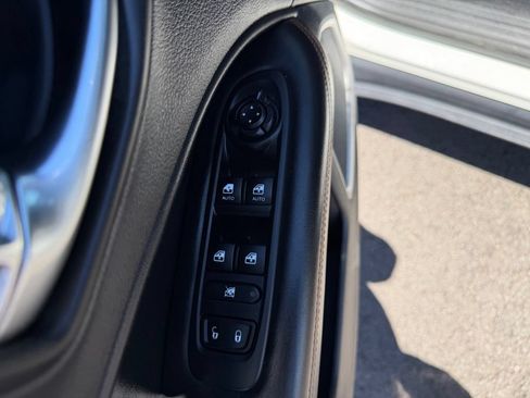 Used 2020 Jeep Compass Limited AWD/4WD image 13