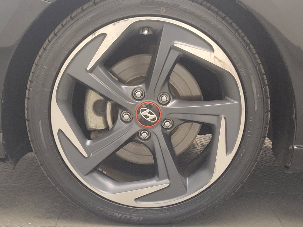 Used 2020 Hyundai Veloster Turbo FWD image 31