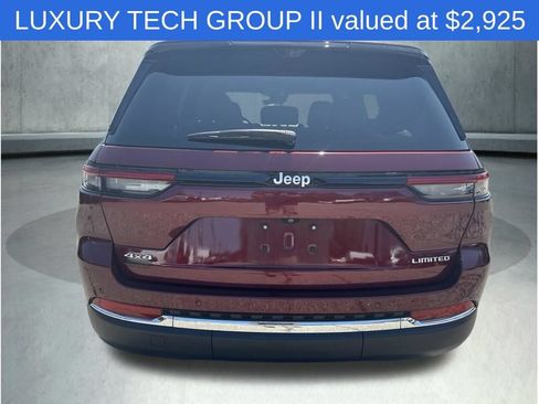 Used 2025 Jeep Grand Cherokee Limited w/ Luxury Tech Group II AWD/4WD image 4