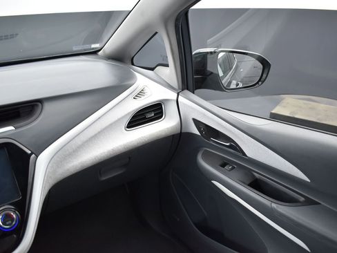 Used 2017 Chevrolet Bolt Premier w/ Driver Confidence II Package image 17