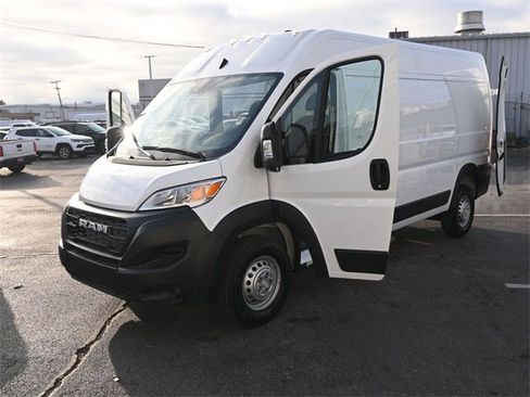 New 2026 RAM ProMaster 2500 w/ Storage Group image 8