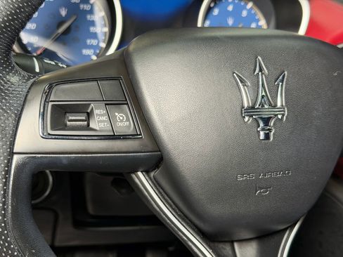 Used 2018 Maserati Ghibli S RWD image 41