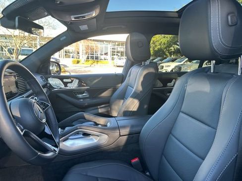 Certified 2025 Mercedes-Benz GLS 450 4MATIC image 10