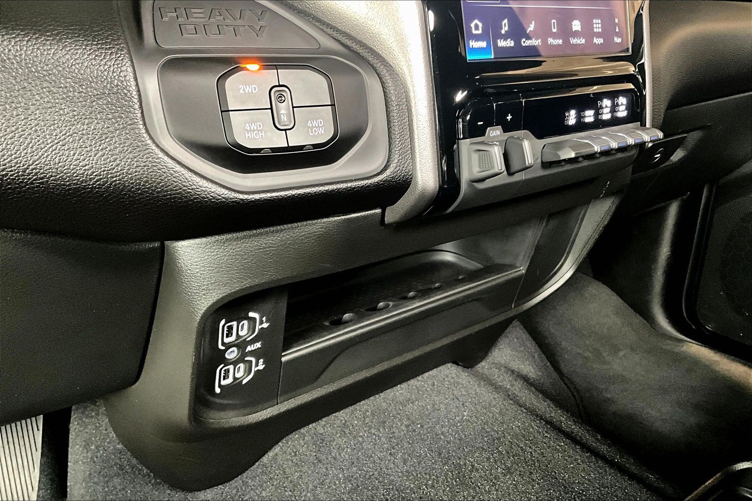 Used 2026 RAM 2500 Big Horn AWD/4WD image 16