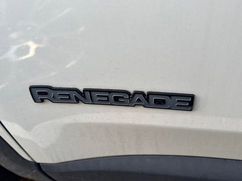 Used 2020 Jeep Renegade Altitude image 5