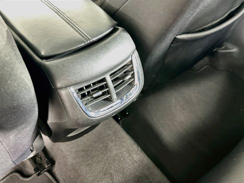 Used 2024 Chevrolet Malibu LT FWD image 28