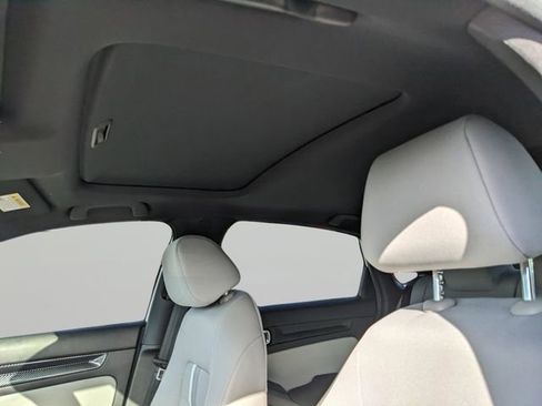 Used 2025 Honda Civic Sport image 18