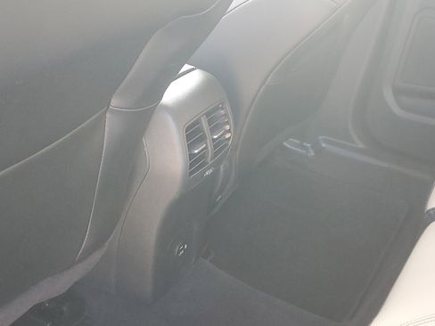 Used 2020 Ford Escape Titanium FWD image 12