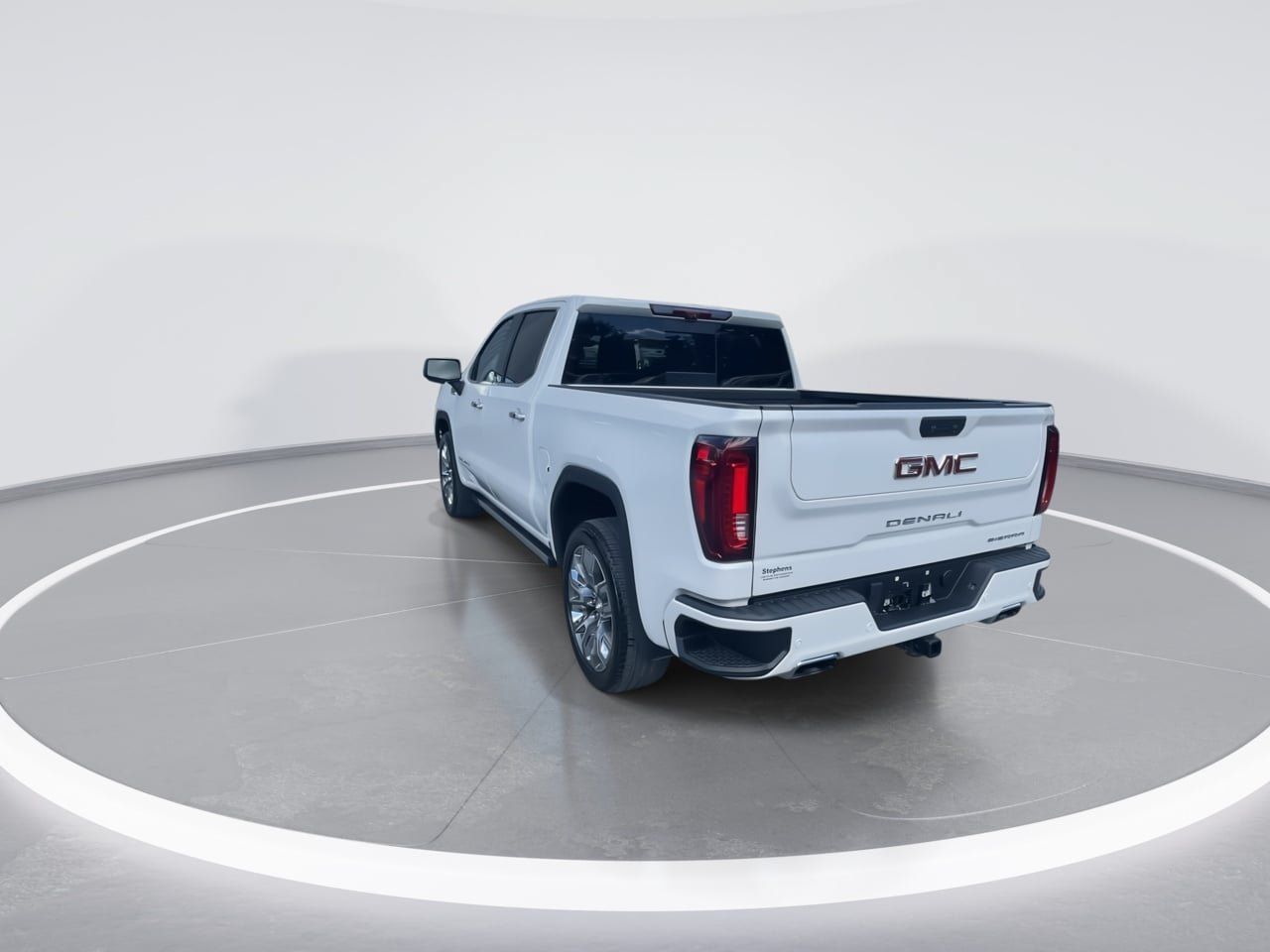Used 2023 GMC Sierra 1500 Denali w/ Denali Reserve Package AWD/4WD image 14