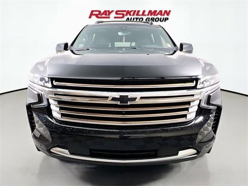 Used 2021 Chevrolet Suburban High Country w/ Premium Package image 2