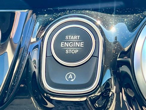 Certified 2023 Mercedes-Benz GLA 250 4MATIC image 38