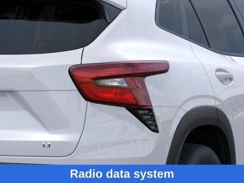 New 2026 Chevrolet Trax LT w/ Driver Confidence Package FWD image 12