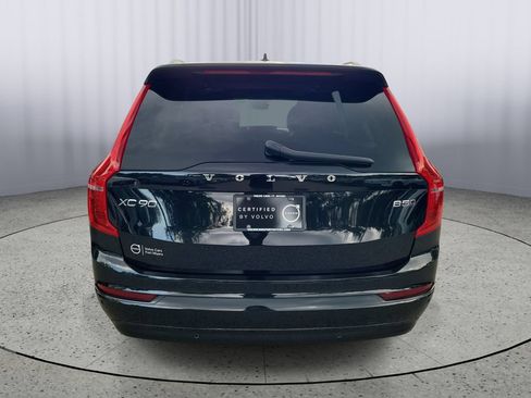 Used 2023 Volvo XC90 B5 Core AWD/4WD image 3