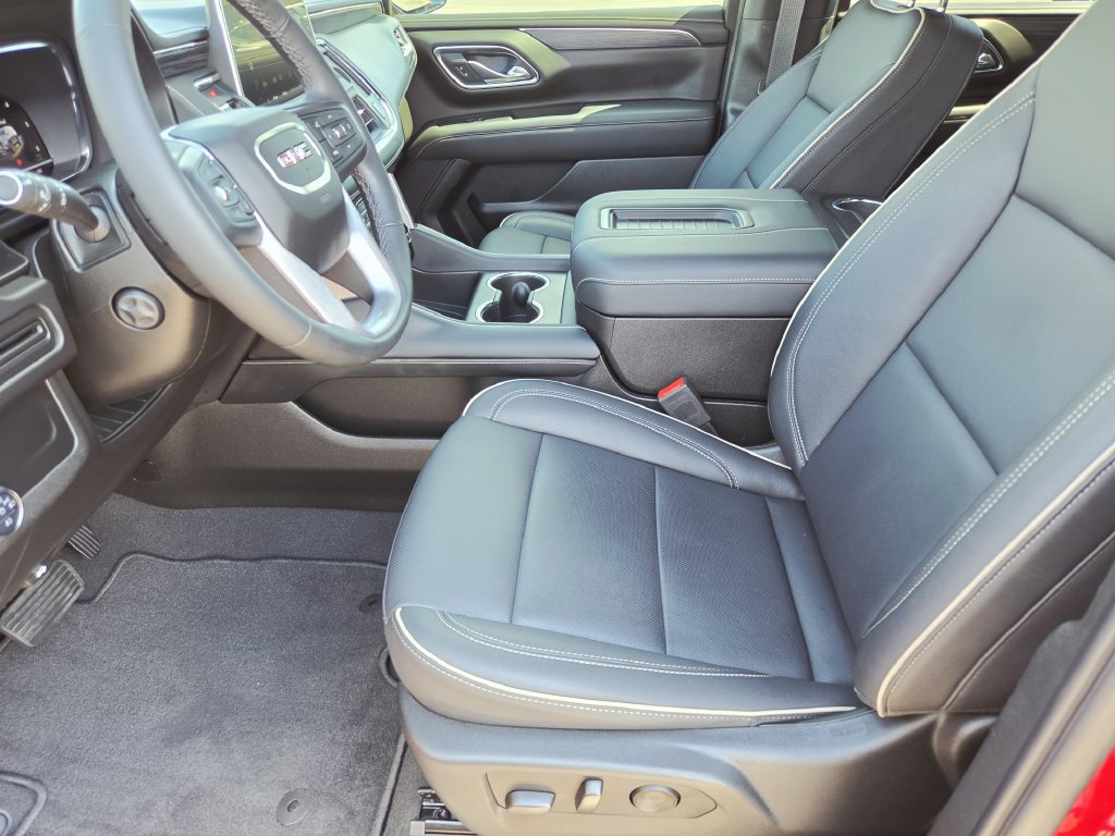 Used 2023 GMC Yukon XL SLT w/ SLT Premium Package RWD image 11