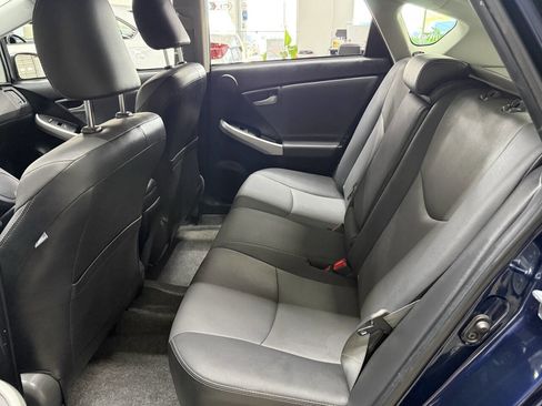 Used 2015 Toyota Prius Four image 13