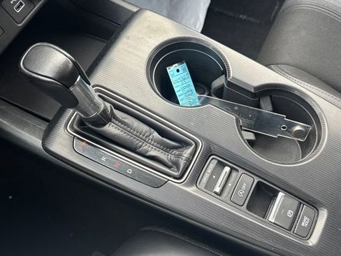 Used 2023 Honda Civic Sport image 12