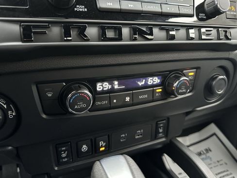 New 2026 Nissan Frontier SV w/ All-Weather Content Package AWD/4WD image 18