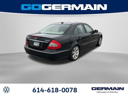 Used 2009 Mercedes-Benz E 350 4MATIC Sedan image 6