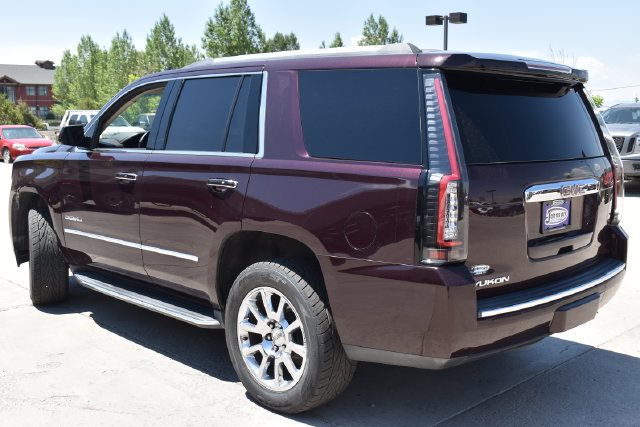 Used 2017 GMC Yukon Denali w/ Open Road Package AWD/4WD image 10