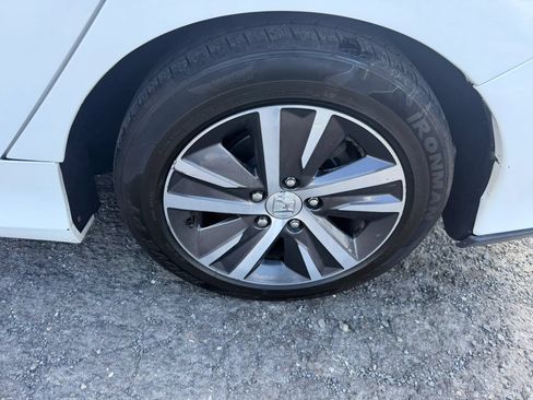 Used 2020 Honda Civic LX image 9