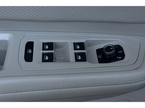 Used 2024 Volkswagen Atlas SEL Premium R-Line AWD/4WD image 12