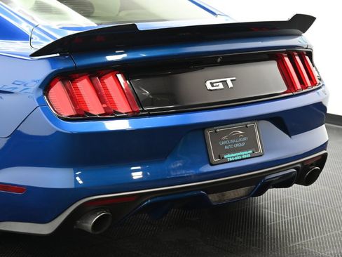 Used 2017 Ford Mustang GT Premium w/ GT Performance Package RWD image 13