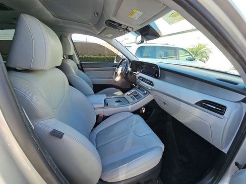 Used 2021 Hyundai Palisade SEL w/ Premium Package AWD/4WD image 6