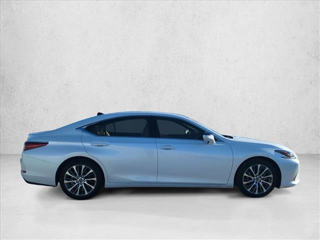 Used 2019 Lexus ES 350 w/ Premium Package FWD image 4