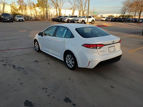Used 2024 Toyota Corolla LE image 12