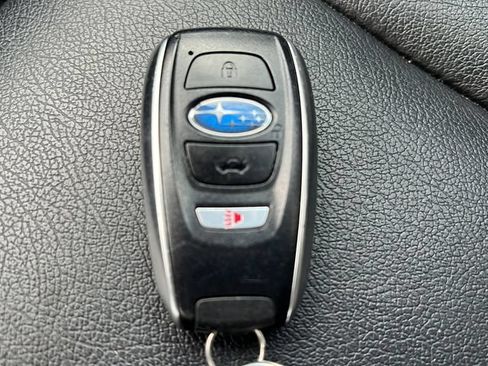 Used 2025 Subaru Forester Premium AWD/4WD image 24