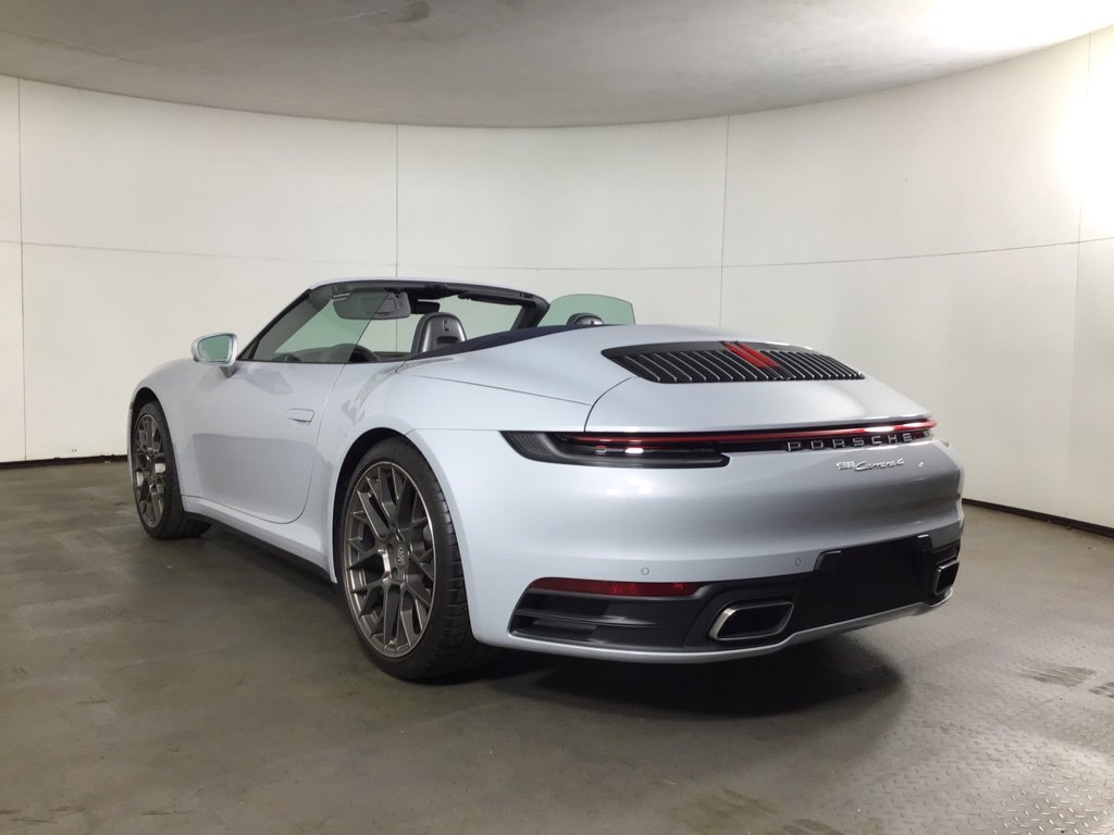 Certified 2023 Porsche 911 Carrera 4 AWD/4WD image 3
